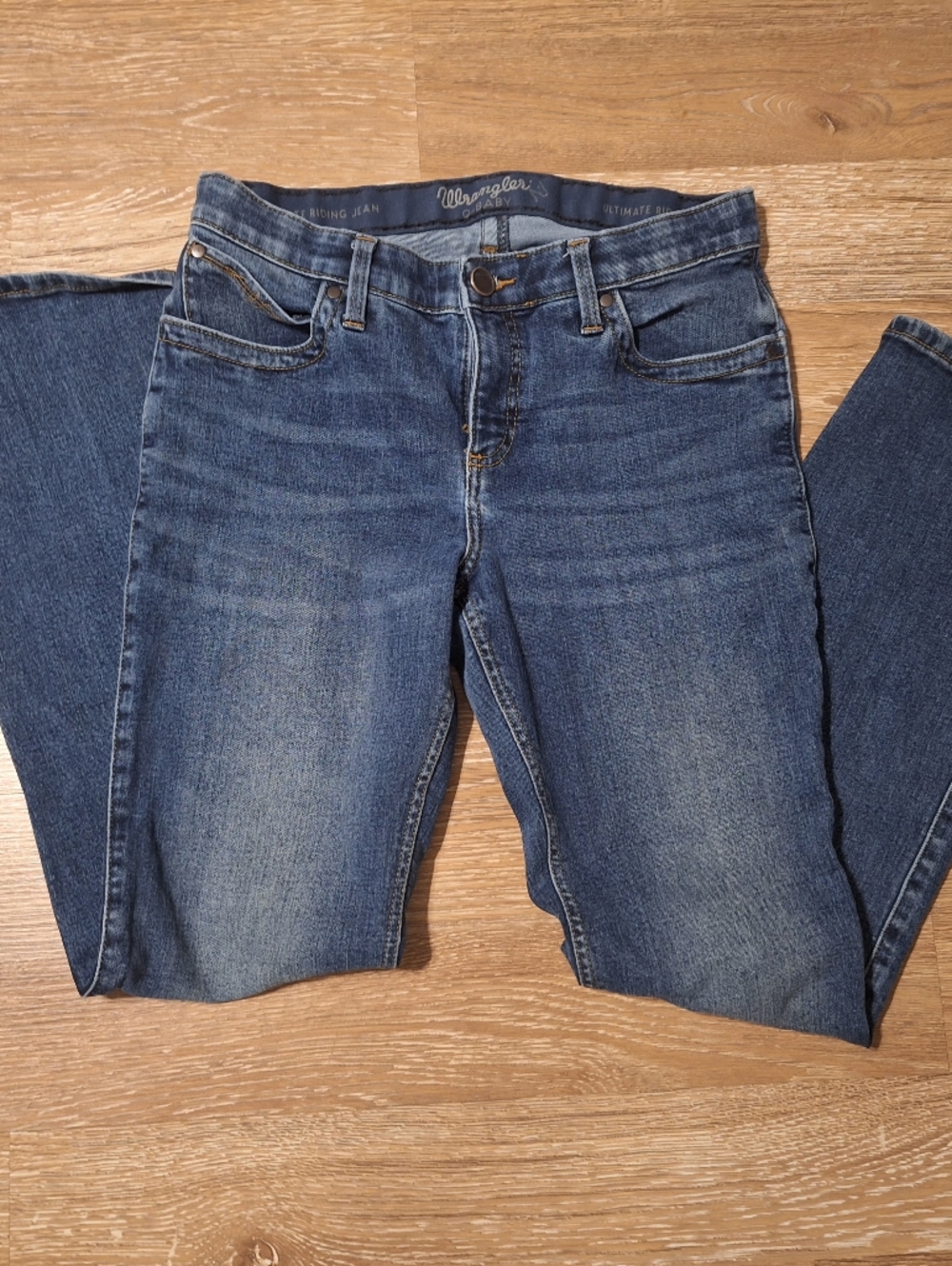 Size 7 X 32 Wrangler Q Baby Jeans